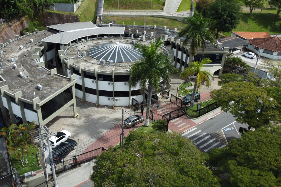 Imagem: Câmara de Arujá apresenta balanço com mais de 1,5 mil propostas no 1º semestre de.... Publicada no portal A+.