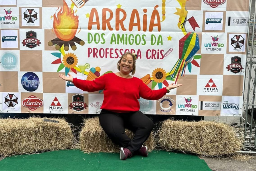 Imagem: Arraiá dos Amigos da Professora Cris agita Arujá neste sábado com entrada gratuita. Publicada no portal A+.