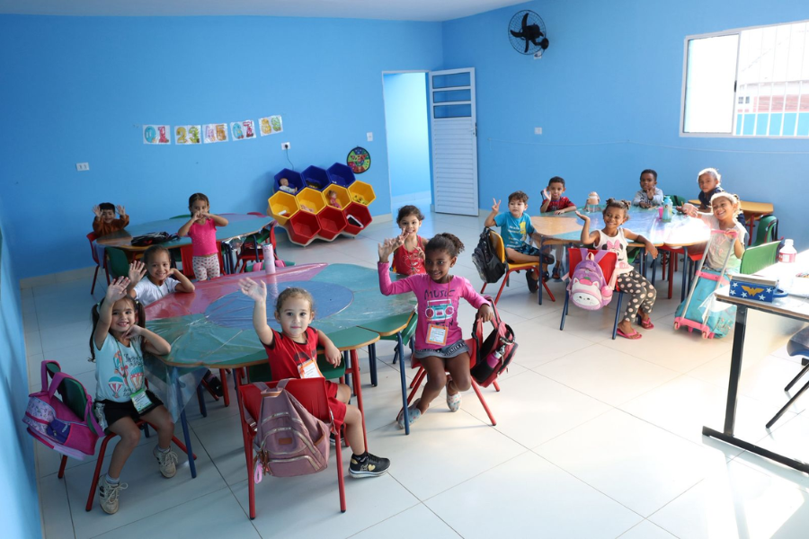 Imagem: Itaquá abre inscrições online para creche, pré-escola e 1º ano do ensino fundamental. Publicada no portal A+.