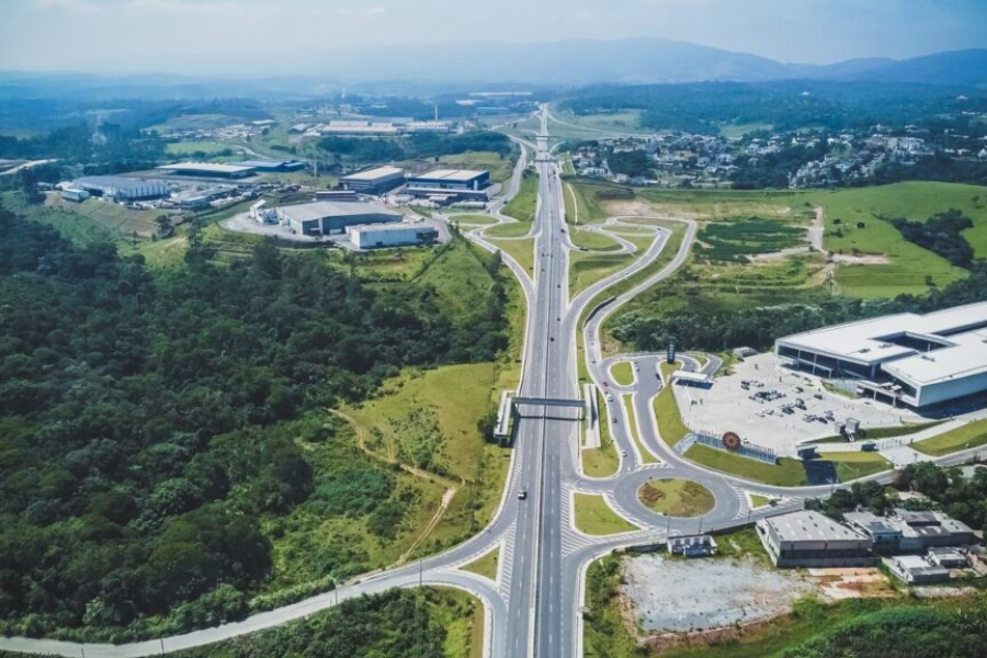 Imagem: Obra interditará acesso da Dutra à Mogi-Dutra em Arujá nesta segunda e terça-feira. Publicado no Portal A+ | notícias de Arujá e região.