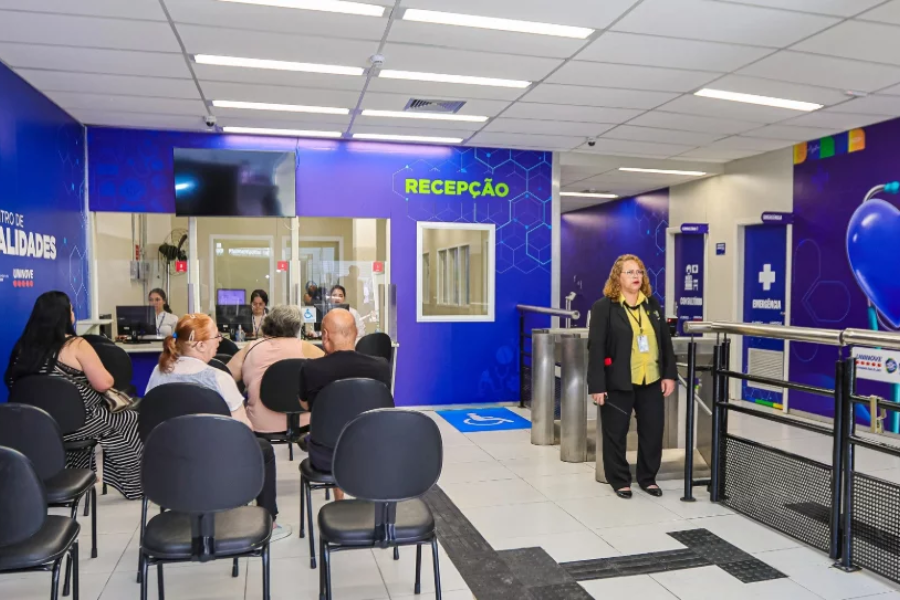 Imagem: Prefeitura de Osasco inaugura Centro de Especialidades em parceria com a Uninove. Publicada no portal A+.