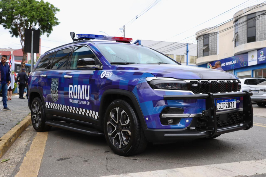 Imagem: Itaquá fortalece estrutura da GCM com novas viaturas, armamentos e uniformes. Publicada no portal A+.
