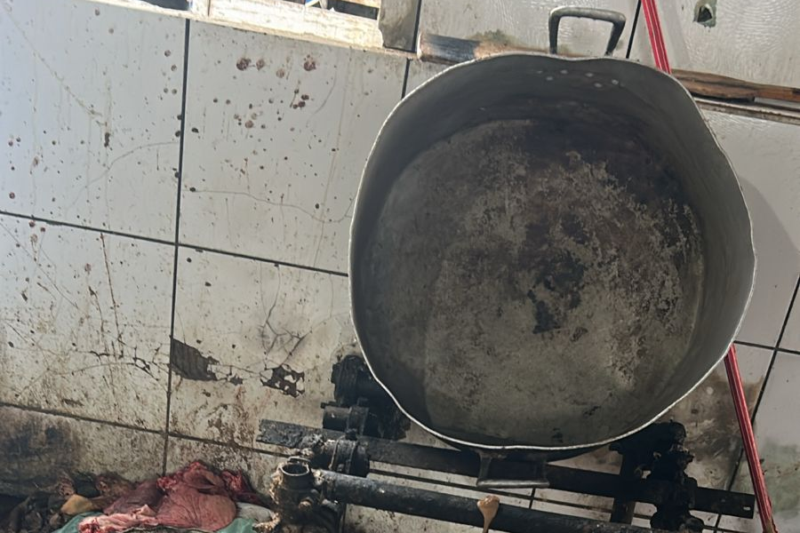 Imagem: Flagra em Mogi: residência escondia abate ilegal com galinhas, bodes e até pombos. Publicada no portal A+.