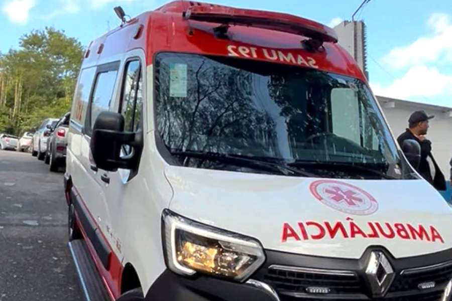 Imagem: Após denúncia de influenciador, Portal A+ cobra explicações e Prefeitura de Arujá confirma demora no serviço prestado por consórcio. Publicada no portal A+.