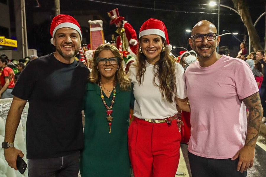 Imagem: Itaquá inaugura Natal Iluminado 2025 neste domingo com vila temática gigante e pista de gelo. Publicada no portal A+.