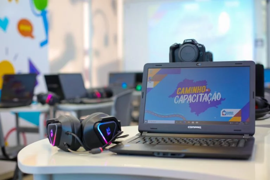 Imagem: Com vagas gratuitas, Osasco oferece cursos profissionalizantes pelo Caminho da Capacitação. Publicada no portal A+.