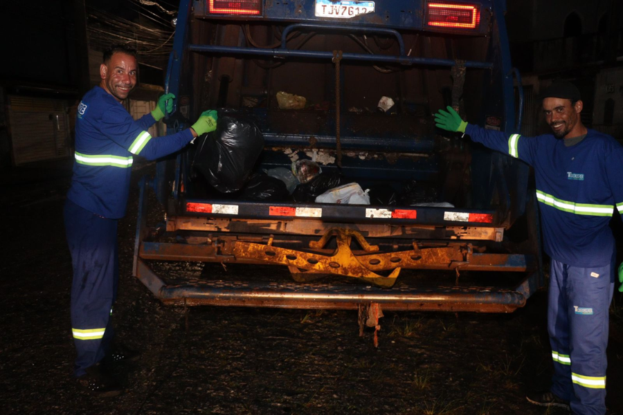 Imagem: Suzano firma contrato de R$ 5,37 milhões por seis meses com nova empresa após decreto de calamidade no lixo. Publicada no portal A+.