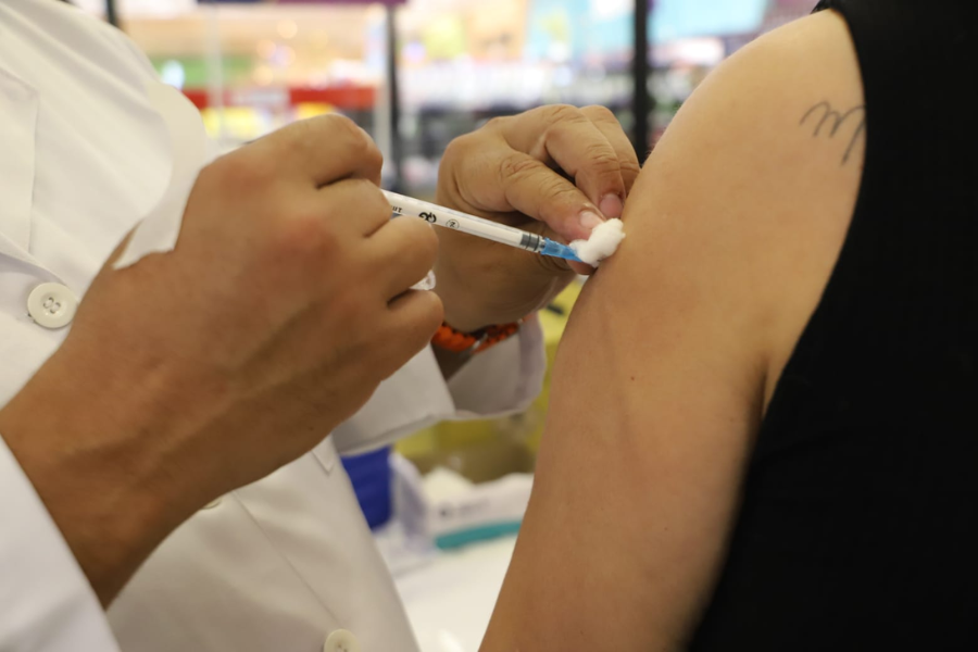 Imagem: Suzano realiza “Dia D” contra a gripe neste sábado com 18,5 mil doses e postos volantes. Publicada no portal A+.