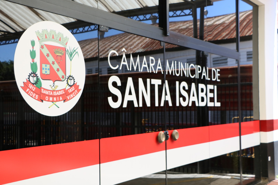 Imagem: Concurso em Santa Isabel: Câmara abre vagas com salários de até R$ 9,9 mil e jornada reduzida. Publicada no portal A+.