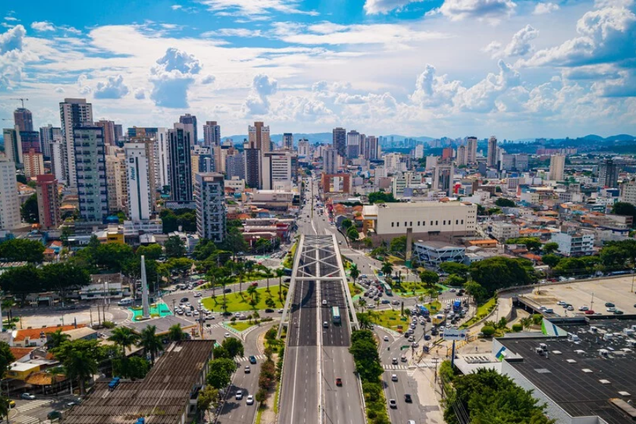 Imagem: Osasco recebe selo “Prefeitura Empreendedora” do Sebrae-SP por incentivo à inovação e geração de renda. Publicada no portal A+.