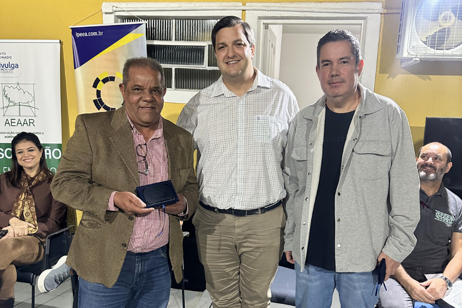 Imagem: Reunião da Unabat em Arujá debate soluções regionais com a presença da presidência do Crea-SP. Publicada no portal A+.