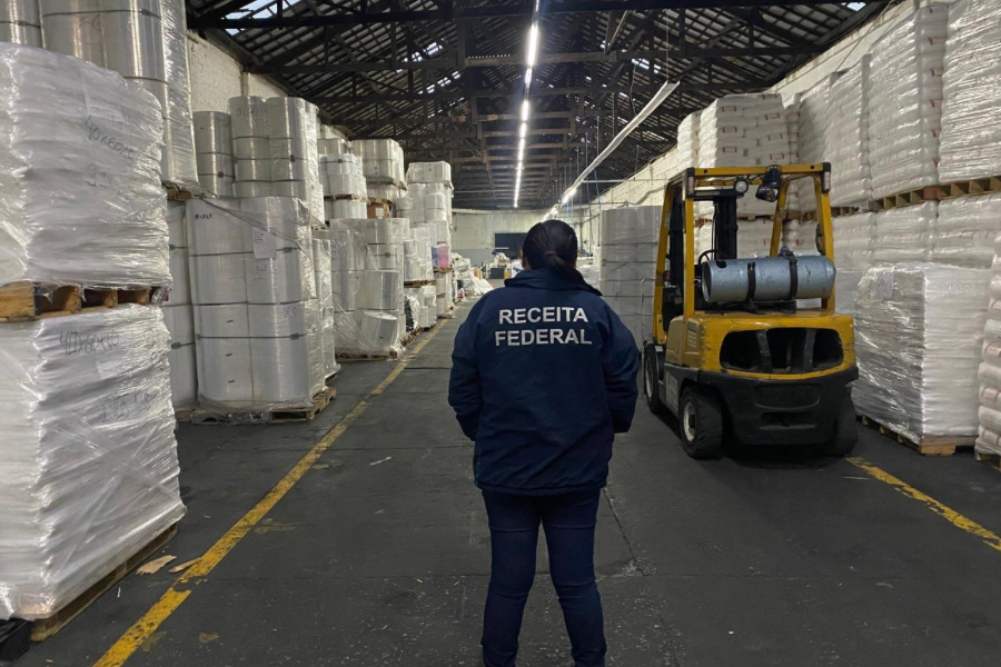 Imagem: Megaoperação mira esquema bilionário de fraude fiscal e cumpre mandados em Arujá. Publicada no portal A+.
