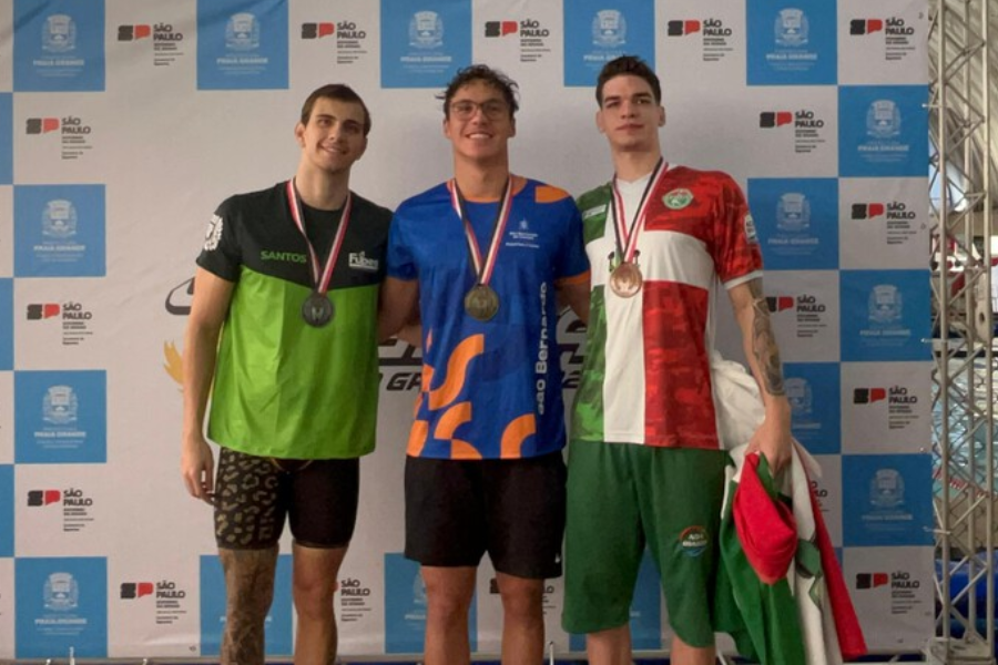 Imagem: Natação de Osasco conquista três medalhas de bronze nos Jogos Regionais em Praia Grande. Publicada no portal A+.