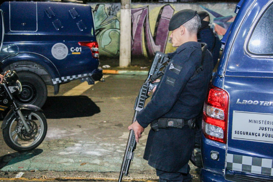 Imagem: ‘Operação Copa Segura’ captura foragido e apreende motocicleta durante jogo da Seleção em Suzano. Publicada no portal A+.