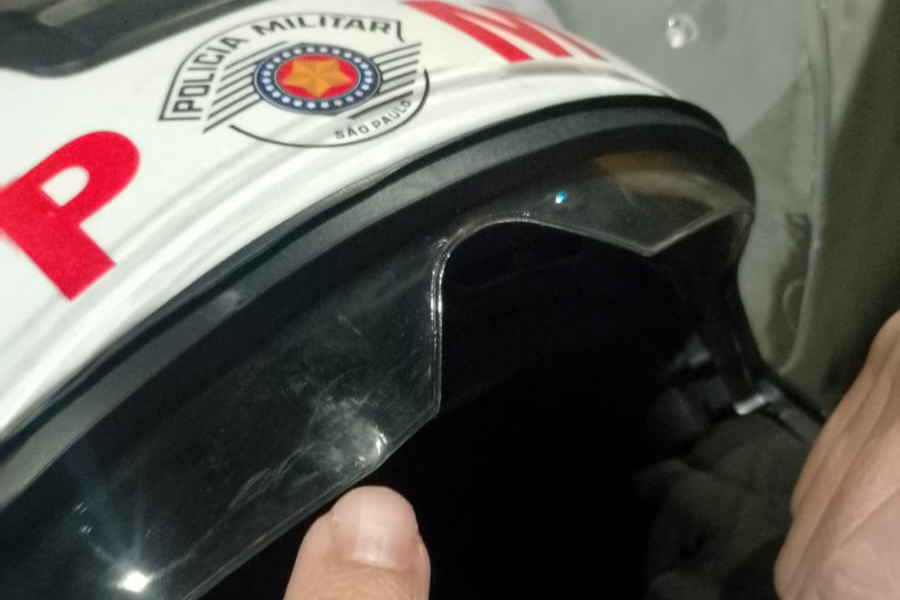 Imagem: Policial militar é baleado na cabeça durante troca de tiros; suspeito morre após confronto em Guarulhos. Publicada no portal A+.