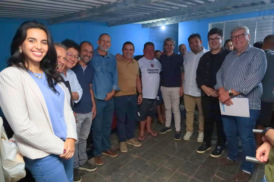 Imagem: Distrito de Palmeiras recebe nova etapa de pavimentação asfáltica em Suzano. Publicada no portal A+.