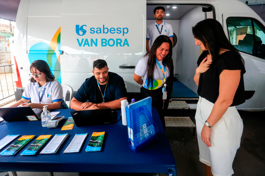 Imagem: Caravana Sabesp oferece atendimento e negociação de débitos em Itaquá neste sábado (25). Publicada no portal A+.