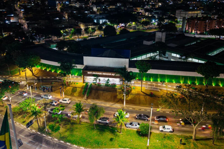 Imagem: Prefeitura de Osasco entrega segunda etapa da modernização da Maternidade Amador Aguiar. Publicada no portal A+.