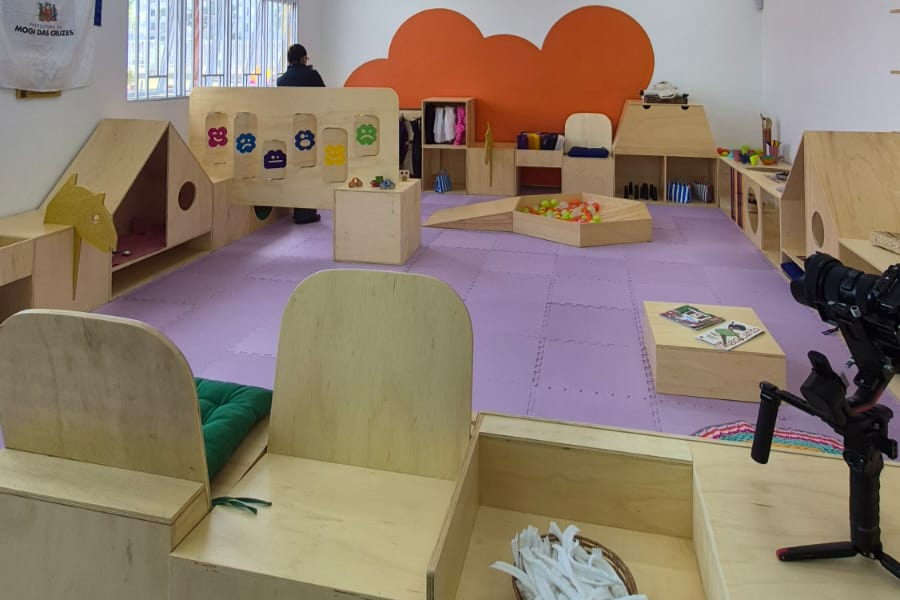 Imagem: Projeto da Coca-Cola FEMSA inaugura estrutura infantil no CAED e planeja expansão em Mogi. Publicada no portal A+.