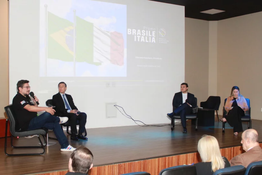 Imagem: Ação em Osasco destaca oportunidades econômicas no acordo UE-Mercosul. Publicada no portal A+.