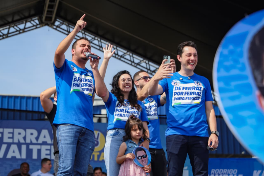 Imagem: Rodrigo Gambale e Kaká do Autismo lançam campanhas em Ferraz e miram força política para o Alto Tietê. Publicada no portal A+.