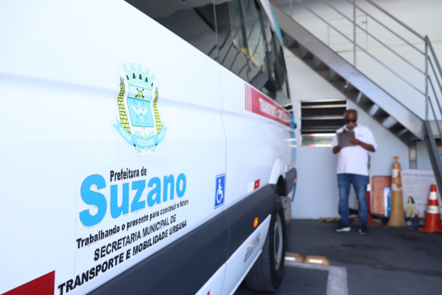 Imagem: Suzano inicia vistoria obrigatória em 137 vans do transporte complementar a partir de terça-feira. Publicada no portal A+.