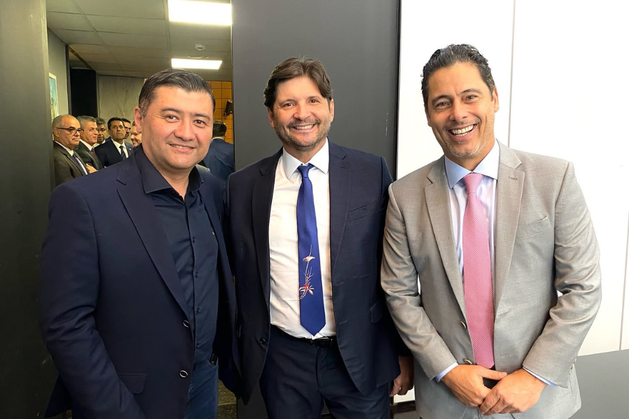 Imagem: Suzano recebe mais de R$ 330 milhões em recursos articulados por Marcio Alvino e André do Prado. Publicada no portal A+.